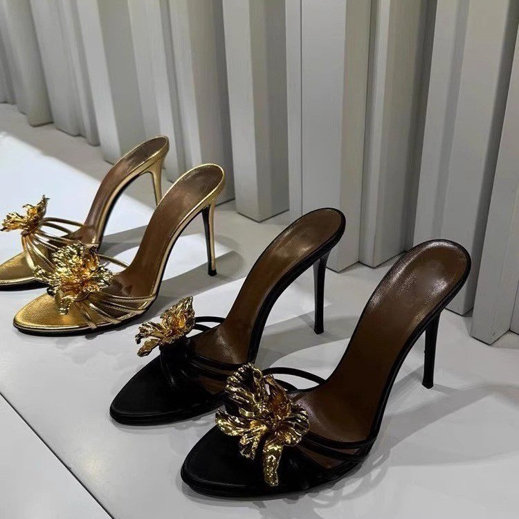 2025 Summer Metal Flower French High-Heeled Slippers for Women, Large Size Stiletto Sandals, French High-Heeled Slippers