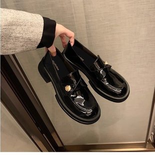 [Perlan card] casual leather shoes for women ~ small gold coin thick bottom step heel lazy chunky heel loafers for women small leather shoes