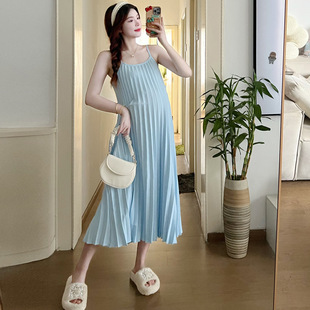 Real shot 2023 early autumn new versatile elegant fashionable pleated suspender dress for pregnant women suit breastfeeding women