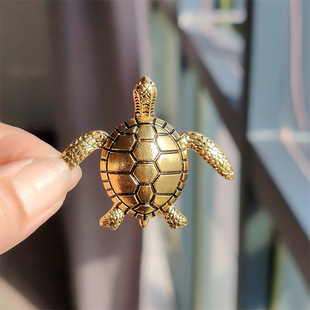 Fashion creative turtle animal brooch personality exaggerated Diamond drop oil vintage pin clothing brooch accessories