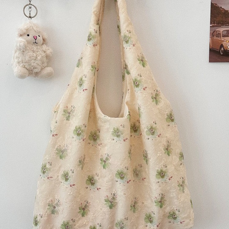 47121 Korean Style Embroidered Floral Canvas Bag/Vest Bag for Women, Large Capacity, Suitable for Commuting and Class, Shoulder Bag