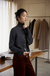 Turtleneck Sweater Coat Women's 100 Pure Wool Sweater Autumn and Winter Knitted Coat European Short Base Soft Waxy Cardigan