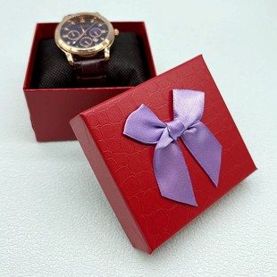 Factory direct watch box jewelry box 8*9 bracelet packaging box small white heart bow gift box packaging box