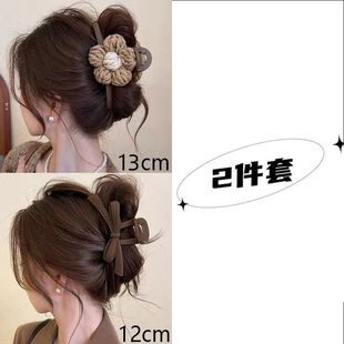 Autumn and Winter Elegant Clip Headwear 2025 New Warm Cafe Wool Flower Clip Large Frosted Hairpin Women's Back of Head