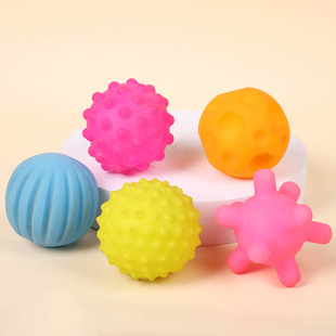 Factory wholesale children's toy expression ball yellow plastic toy expression smiley face toy color pinch ball ball