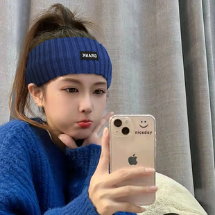 South Korea Internet celebrity Klein blue wide-brimmed knitted sports hair band face-looking small all-match headband high ponytail wool headband