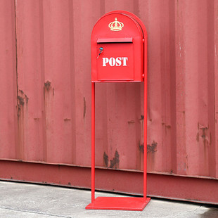 V3FP Vintage Christmas Mailbox Tin Mailbox Vertical Suggestion Box Letter and Newspaper Box Home Decoration Shooting Activity Props