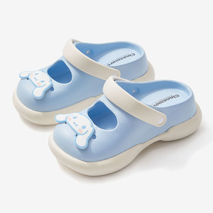 Двухцветные сандалии Sanrio с дырками