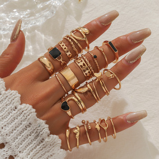 Cross-border European and American metal black drop glue love square ring French retro geometric opening ring suit wholesale
