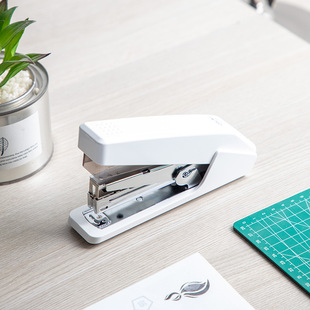 Deli 0468 Labor-saving Stapler No.12 Medium Office Business Stapler Labor-saving Stapler One-finger Easy Booking