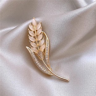 Wheat Ear High-end Brooch Women's Niche Design High-end Anti-exposure Corsage Pin Buckle Accessible Luxury Clothing Accessories