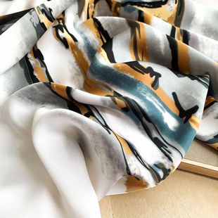 Spring and Autumn New Elegant Silk Scarf Women's Long Printed Sunscreen Silk Scarf Fashion Trend Warm Scarf