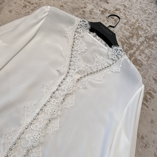 Anfiona 2025 New French Style Lace Bead Chain V-neck Long-sleeved White High-end Soft Blouse