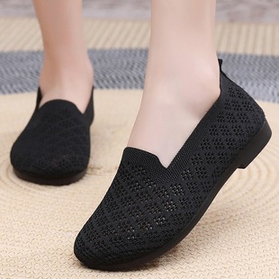 Old Beijing Cloth Shoes Women's New Summer Hollow Mesh Breathable Mother Shoes Non-slip Soft Sole Slip-on Flat Single Shoes
