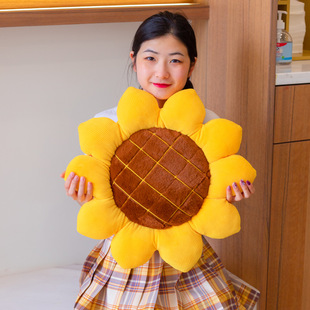 New sunflower cushion plush toy cushion sofa cushion chair cushion pillow flower car pillow bay window wholesale