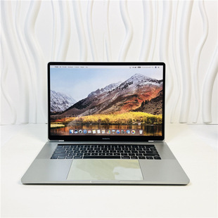 Новый 15-дюймовый MacBook Pro моделирование компьютера модель ноутбука модель комнаты модели фотостудии фото украшения