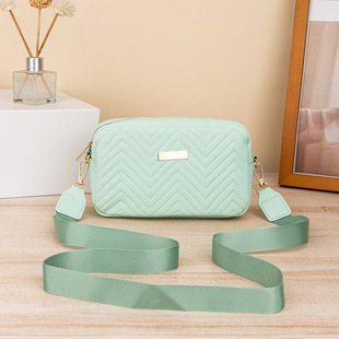 New Fashion Small Square Bag Wave Embossed Single Shoulder Crossbody Bag Small Fresh Sequin Women's Bag Cross-border Custom Hair