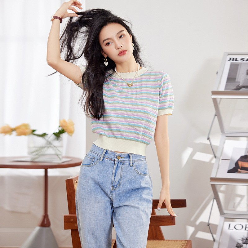 샤넬 스타일 레트로 웨스턴 스타일 나이를 줄이는 짧은 소매 라운드 넥 퍼프 소매 짧은 스트라이프 얇은 스웨터 티셔츠 탑