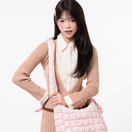 Puff pastry, cloud-like pleats, down-filled bag fabric, quilted fabric, embroidered bag, spring-spun fabric, women's bag.
