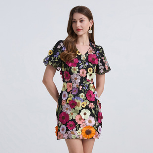 European Station 2025 Heavy Industry Embroidered Stereoscopic Applique Summer Elegant Puff Sleeve dress V-neck Small Dress