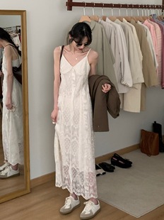 [Ruida] French Retro Lace Sling dress 2025 Spring and Summer Ruffled High Waist Slimming Midi Dress