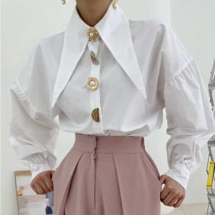 Korean chic Niche All-match Pointed Collar chic Single Row Pearl Buckle Design Loose Puff Sleeve Shirt Top for Women