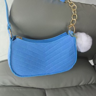 Factory wholesale high-end niche shoulder bag solid color temperament stone pattern underarm bag casual Joker crescent bag