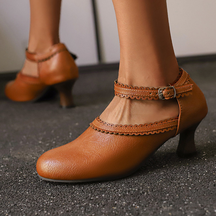 Independent Station Foreign Trade Large Size Summer Retro Women's Shoes Cat Heel Victorian Renaissance Toe High Heel Sandals
