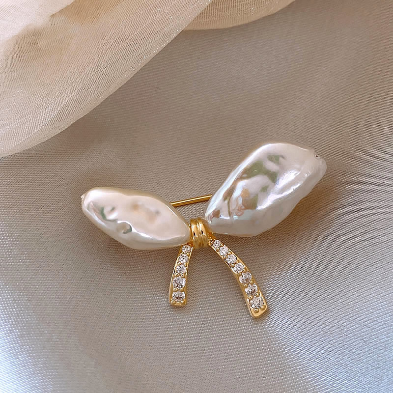 Irregular bow brooch design sense niche pin exquisite high-end corsage clothes anti-exposure corsage brooch