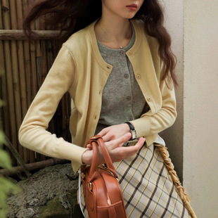 [in stock] fashionable intellectuals miu wind color fake two-piece wool knitted cardigan jacket