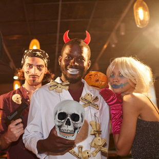 2021cross-border Halloween Big Small size skull props chamber escape haunted house decoration decoration props batch