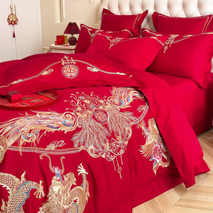 High-end dragon and phoenix embroidery wedding four-piece set bright red quilt cover cotton wedding bedding wedding room wedding quilt