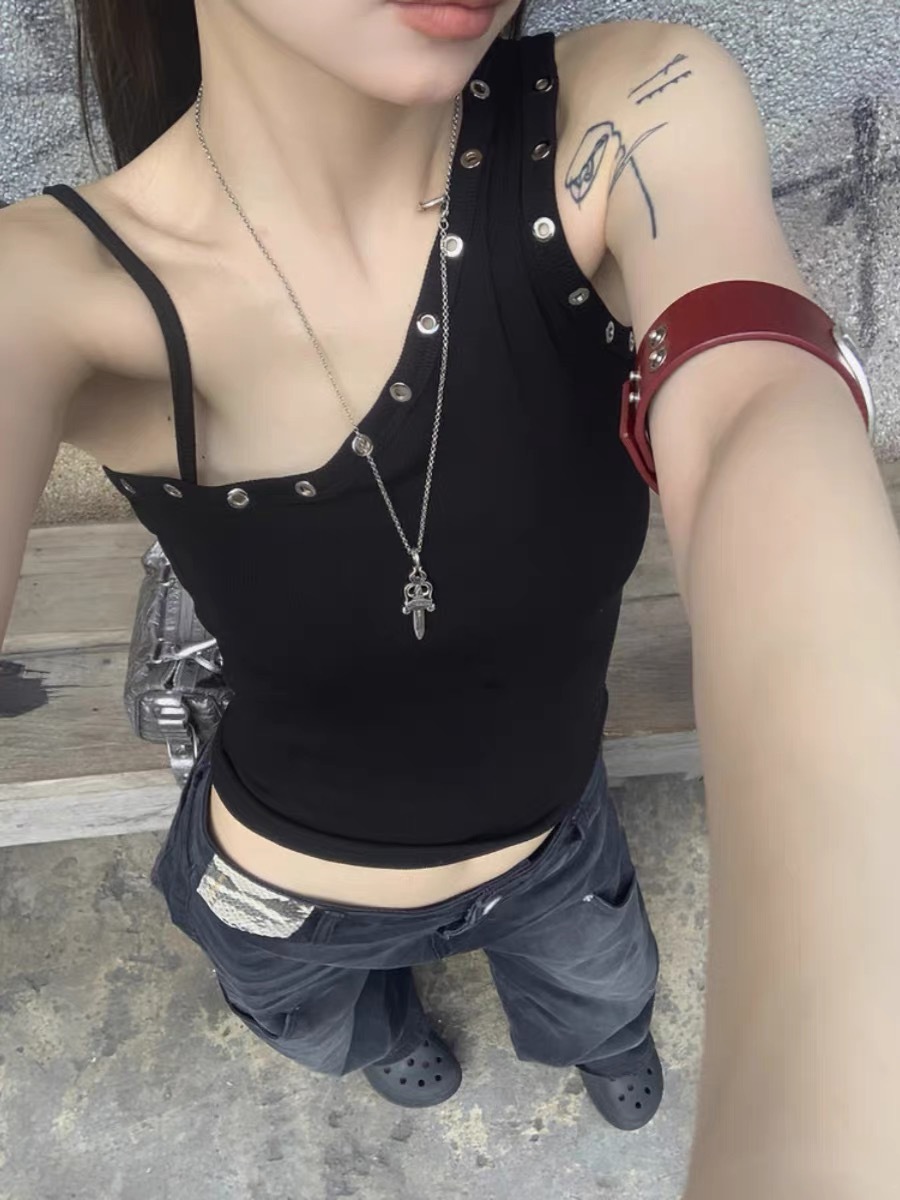 Unique Designer Style One-Shoulder Halter Top, New Summer Model, Slim Fit, Chic Single-Shoulder Tank Top for Women, Heavy-Duty