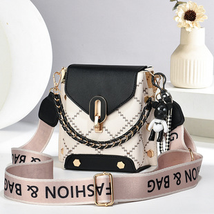 Factory Direct Bag Women's Summer New Korean Style Simple Small Square Bag Fashionable All-match Shoulder Crossbody Trendy Mobile Phone Bag