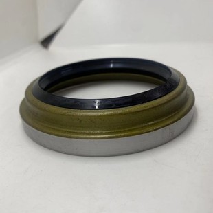 Car oil seal factory direct 8943363141 wheel hub oil seal TAY77 * 102*10/19 nitrile rubber