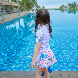 Children's Swimwear 2023 New Girls' Summer Middle and Old Girls' Baby Split Skirt Swimming Sunscreen Hot Spring Swimwear