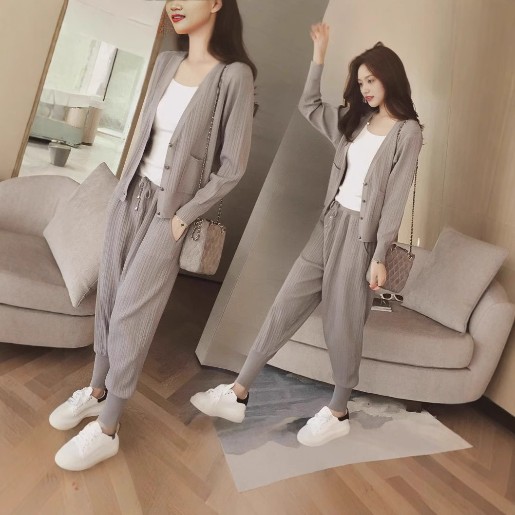 ((((S--4XL))) 봄 여성 한국어 버전의 새로운 패션 레깅스 카디건 코트 니트 캐주얼 스포츠웨어