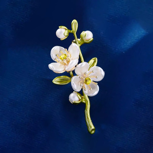 A Tree Pear Flower Brooch, High-End Female Niche Design Corsage, Pearl Enamel Flower Branch Pin, Suit Coat Accessories