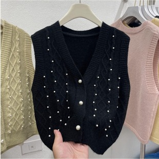 2024 Spring and Autumn V-neck Knitted Cardigan Vest Women's Slimming Gentle Pearl Buckle Vest Women's Outer Wear Vest