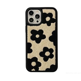 Towel Embroidery Flower Milk Pattern Phone Case for Apple 15Promax Phone Case iPhone16 Protective Cover