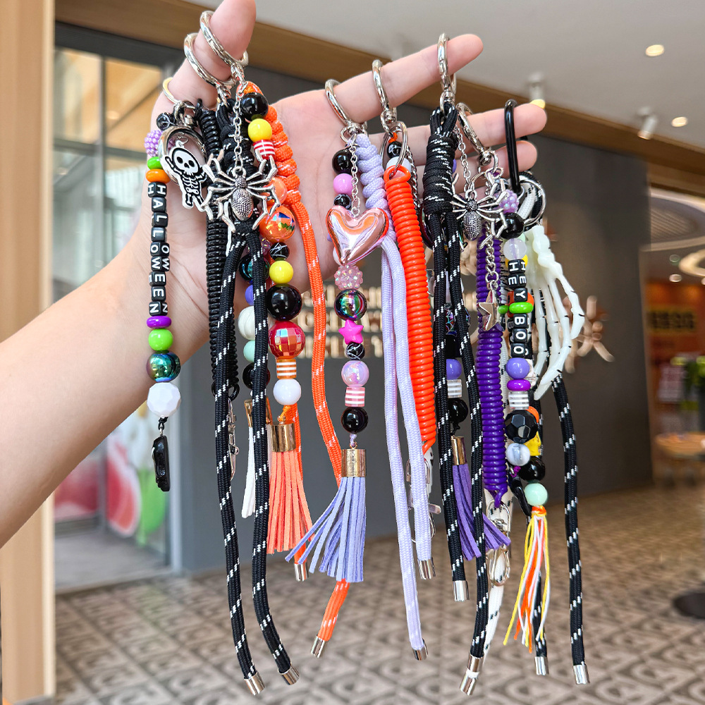 European and American Cross-Border Halloween Cartoon Skull Design Letter Beaded Woven Bag Pendant High-End Keychain for Women