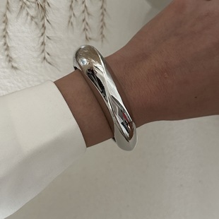 Europe and the United States cross-border exaggerated design irregular wave spring bracelet alloy smooth wide bracelet bracele factory