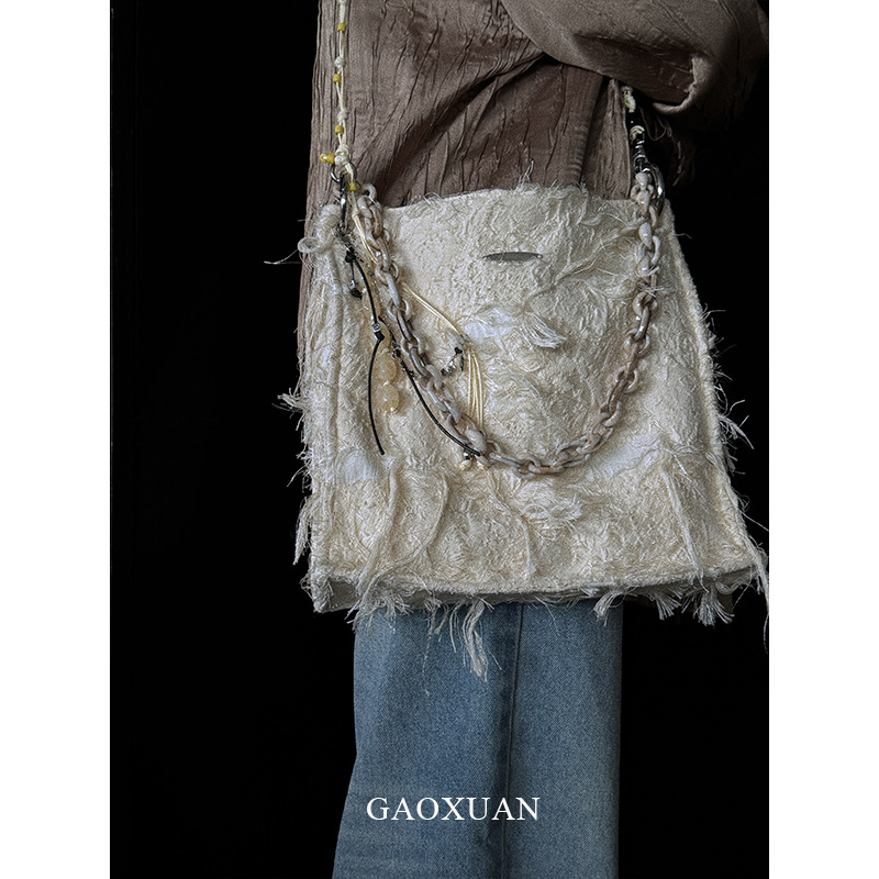 New Chinese retro ethnic style acrylic beaded keychain punk high-end feel pants chain tassel bag charm