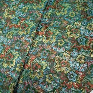 Direct selling colorful chrysanthemum colorful red brocade fabric Chinese style clothing jacquard fabric antique cheongsam silk fabric
