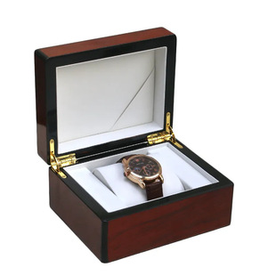 Amazon hot-selling watch box high-grade wood grain magnetic flip watch box jewelry display storage box gift box wholesale