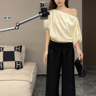 Bubble Satin Design Sense Slant Shoulder Top Women's Summer New All-match Small Shirt Solid Color Loose Lazy Style T-shirt
