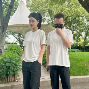 Yue Xiaotian не прилипает к T2024 летом мужчины и женщины.