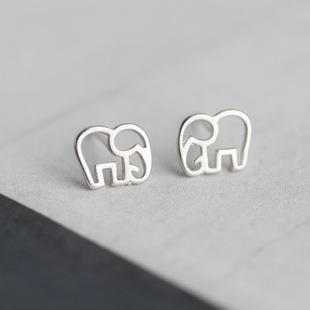 S925 Sterling Silver Korean Style Cold Style Small Ear Stud Women's Simple Creative Elegant Student All-match Earrings Ear Jewelry