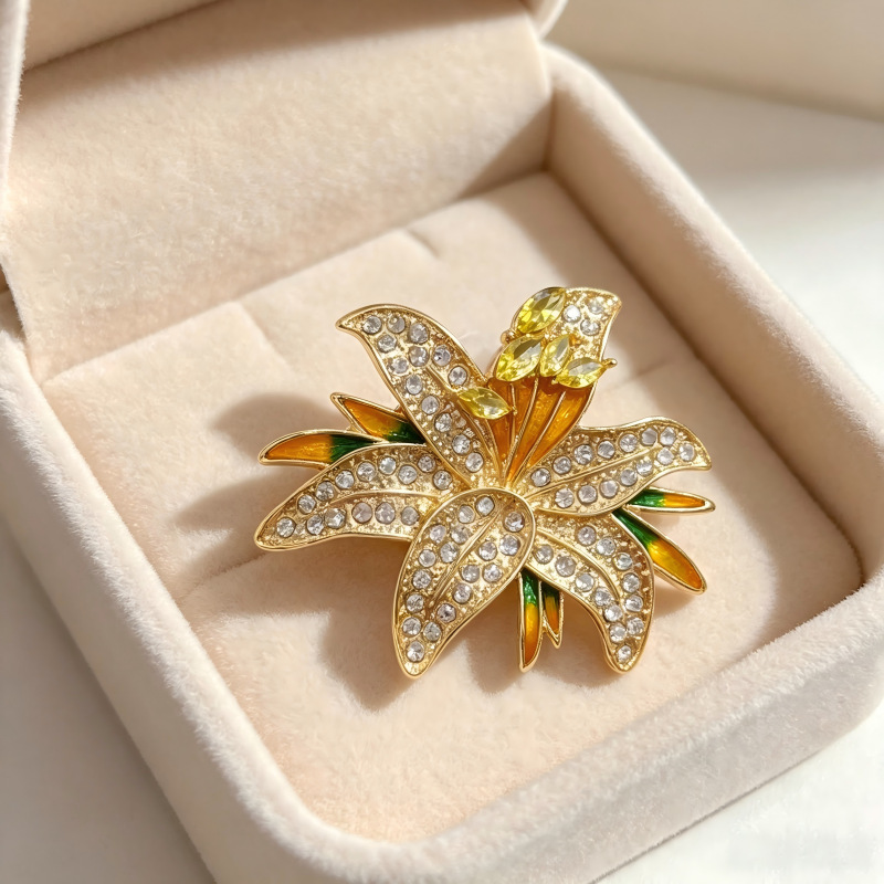 Luxurious and Elegant Full Diamond Lily Flower Brooch, High-End Niche Versatile Suit Pin Accessory Wholesale