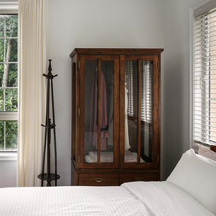 Li Wanyin Linglong New Chinese Retro Old Camphor Wood Wardrobe Solid Wood Wardrobe Log Color Storage Cabinet